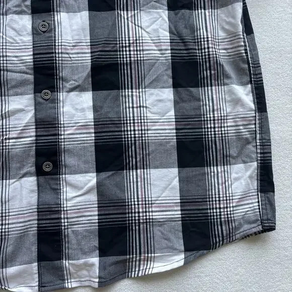 Wrangler Men Large Black Plaid Outdoor Short Sleeve Shirt with UPF 40 Protection - Picture 7 of 14